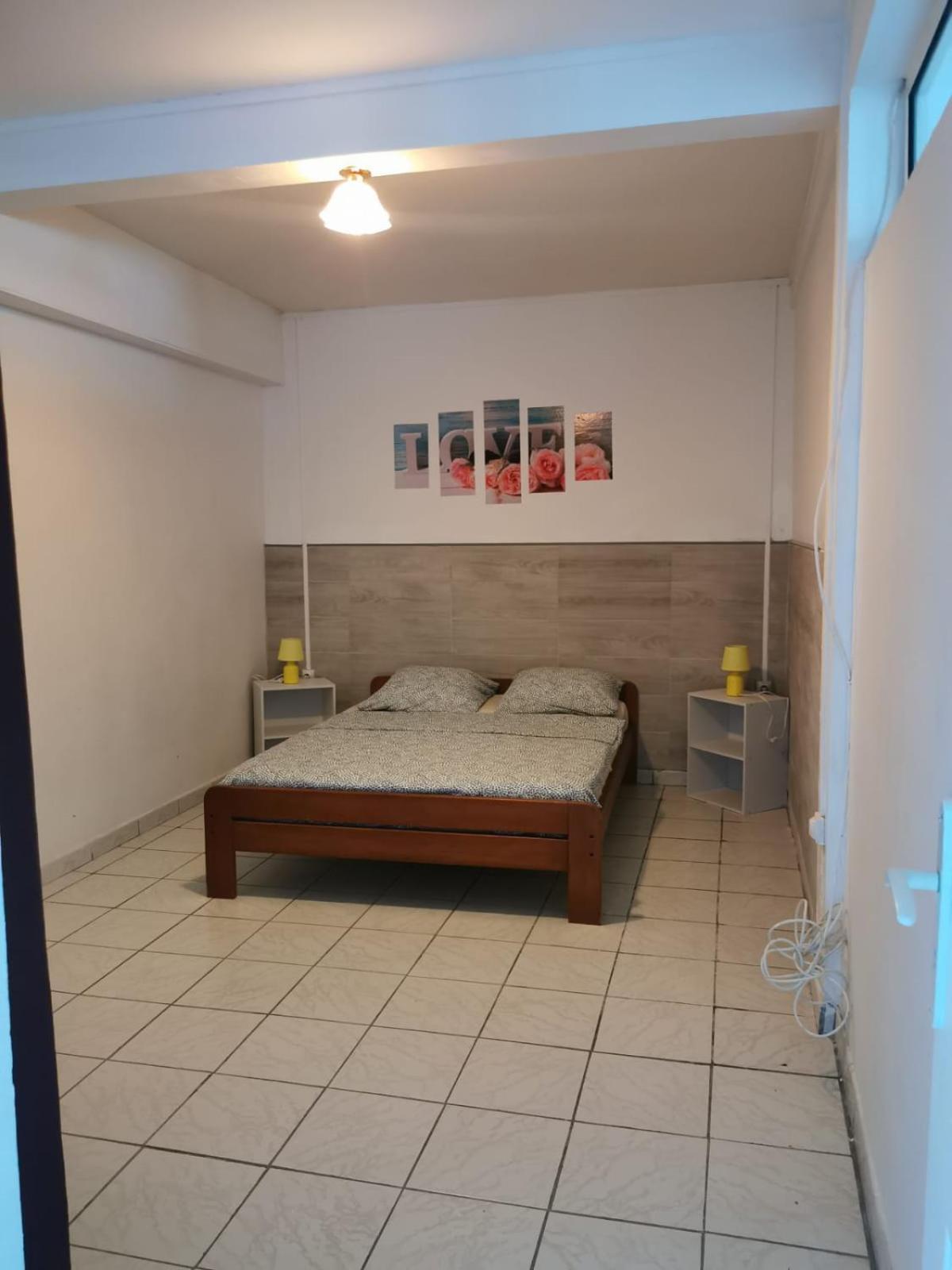 Anais Loc Apartment ลา ทรินิเต ภายนอก รูปภาพ