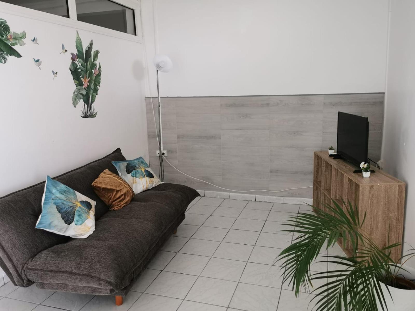 Anais Loc Apartment ลา ทรินิเต ภายนอก รูปภาพ